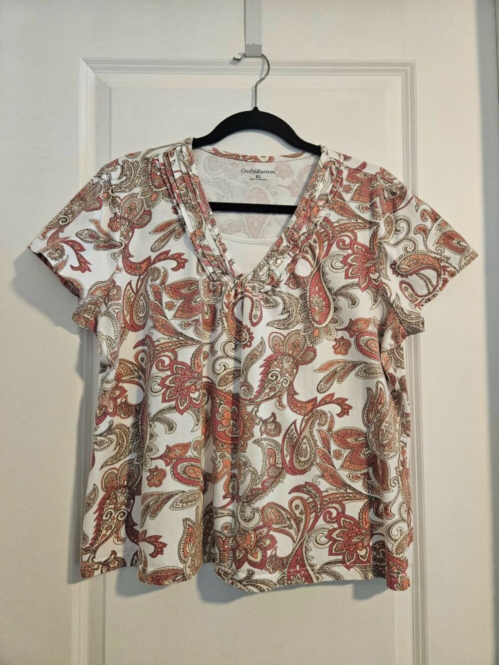 Croft & Barrow Paisley Top XL Short Sleeve Tie Neck Embellished Casual Blouse